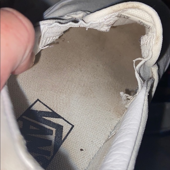 Vans - Picture 8 of 9